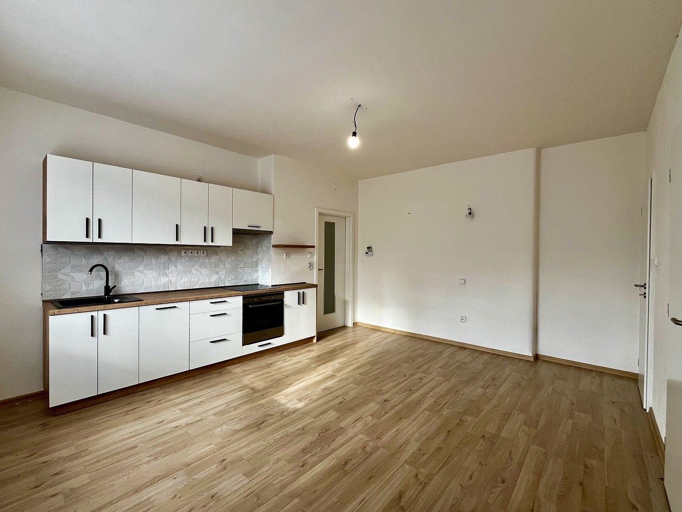 Pronájem byt 2+kk - Ústí nad Orlicí, Pardubický kraj, 42 m² - 1