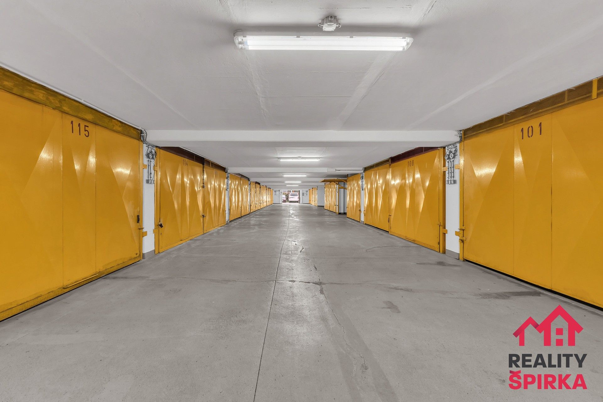 Garáž · 18 m² · Makovského, Praha Řepy - 4