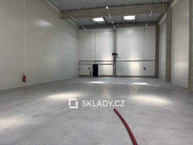 Sklad · 890 m² · Brno - 4