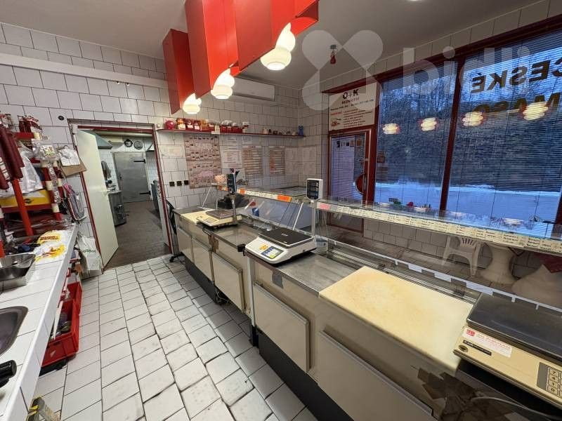 Prodej obchodní prostory - Pasecká 4448, Zlín, 81 m²