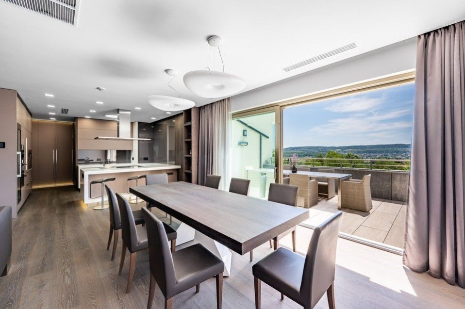 5+kk, Zderazská, Praha, 260 m² - 2