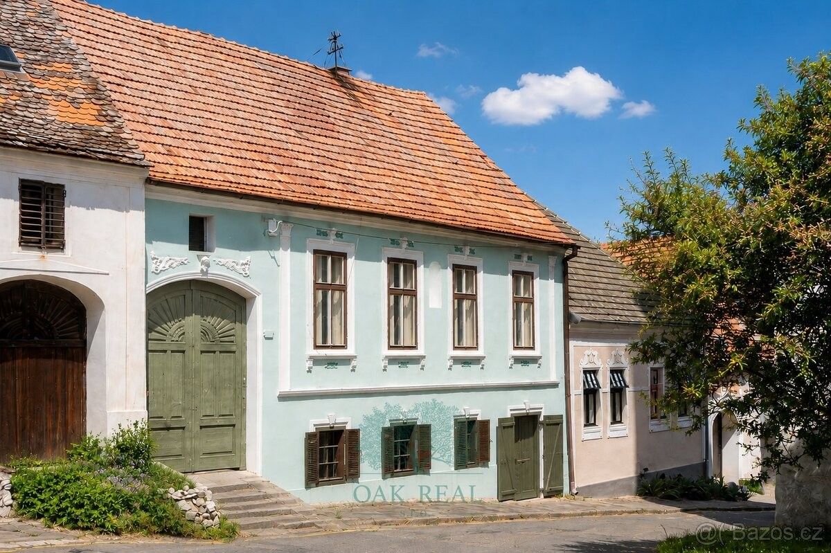 Rodinné domy, Mikulov na Moravě, 692 01 - 1