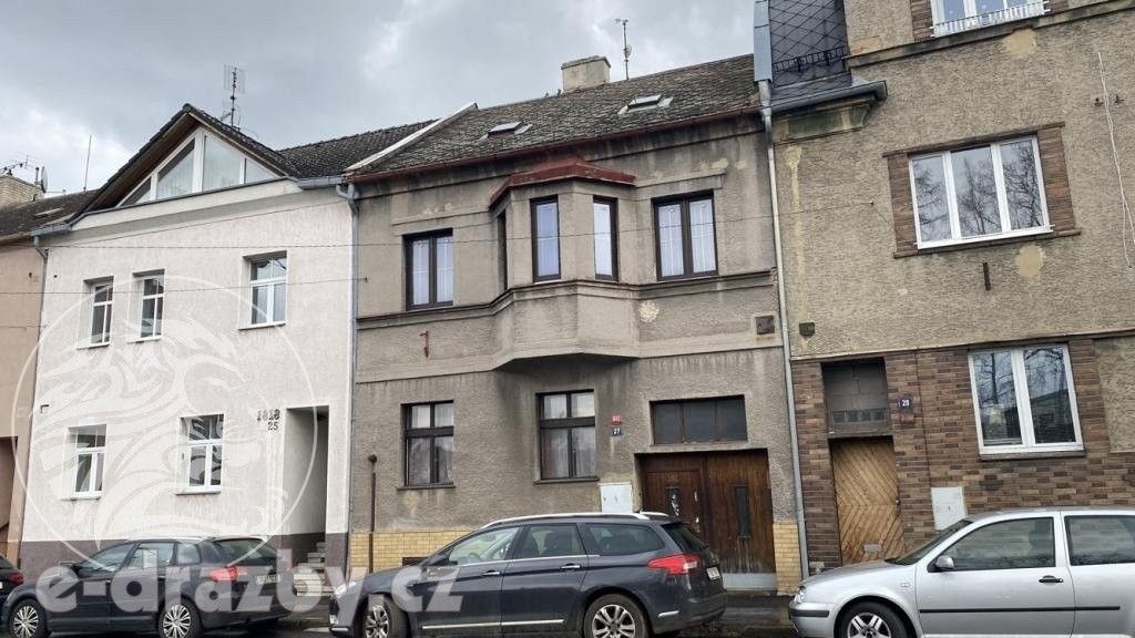 Rodinné domy, Spořická, Chomutov, 162 m²