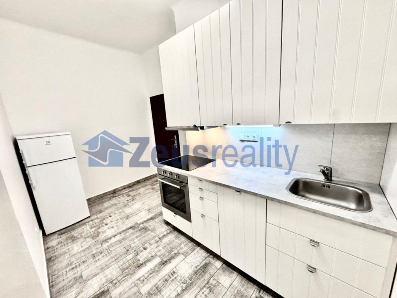 1+1, Praha - Smíchov, okres Praha 5, Hlavní město Praha, 47 m² - 1