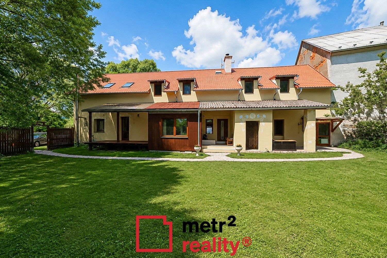 Ostatní, Bouzov, okres Olomouc, Olomoucký kraj, 400 m² - 1