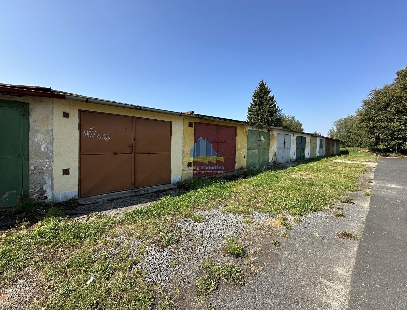 Garáže, Anglická, Františkovy Lázně, 20 m²