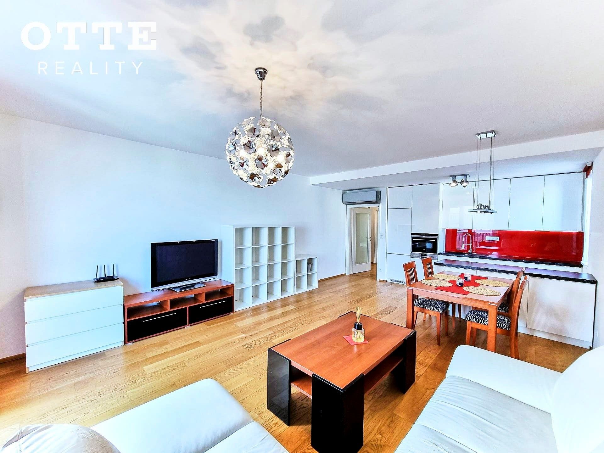 2+kk, Šafaříkovy sady, Plzeň, 57 m²