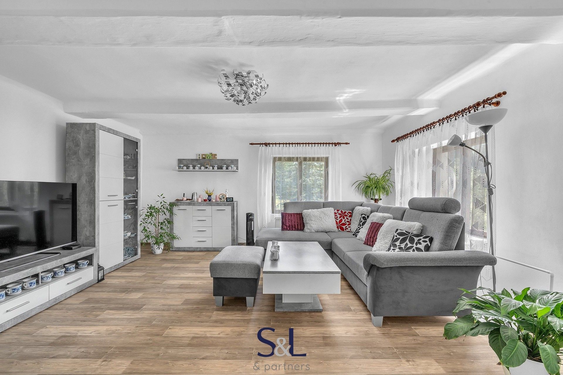 Prodej rodinný dům - Velenice, 350 m²