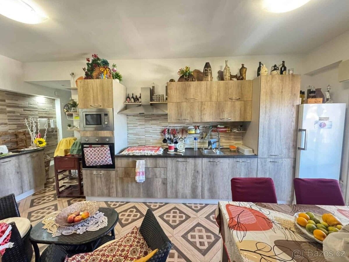 Prodej byt - 987 66, Zahraničí