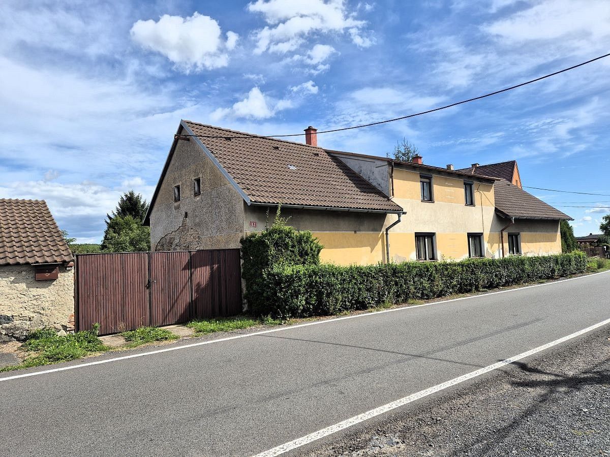 Rodinný dům · 239 m² · Zalužany, okres Příbram, Středočeský kraj - 2