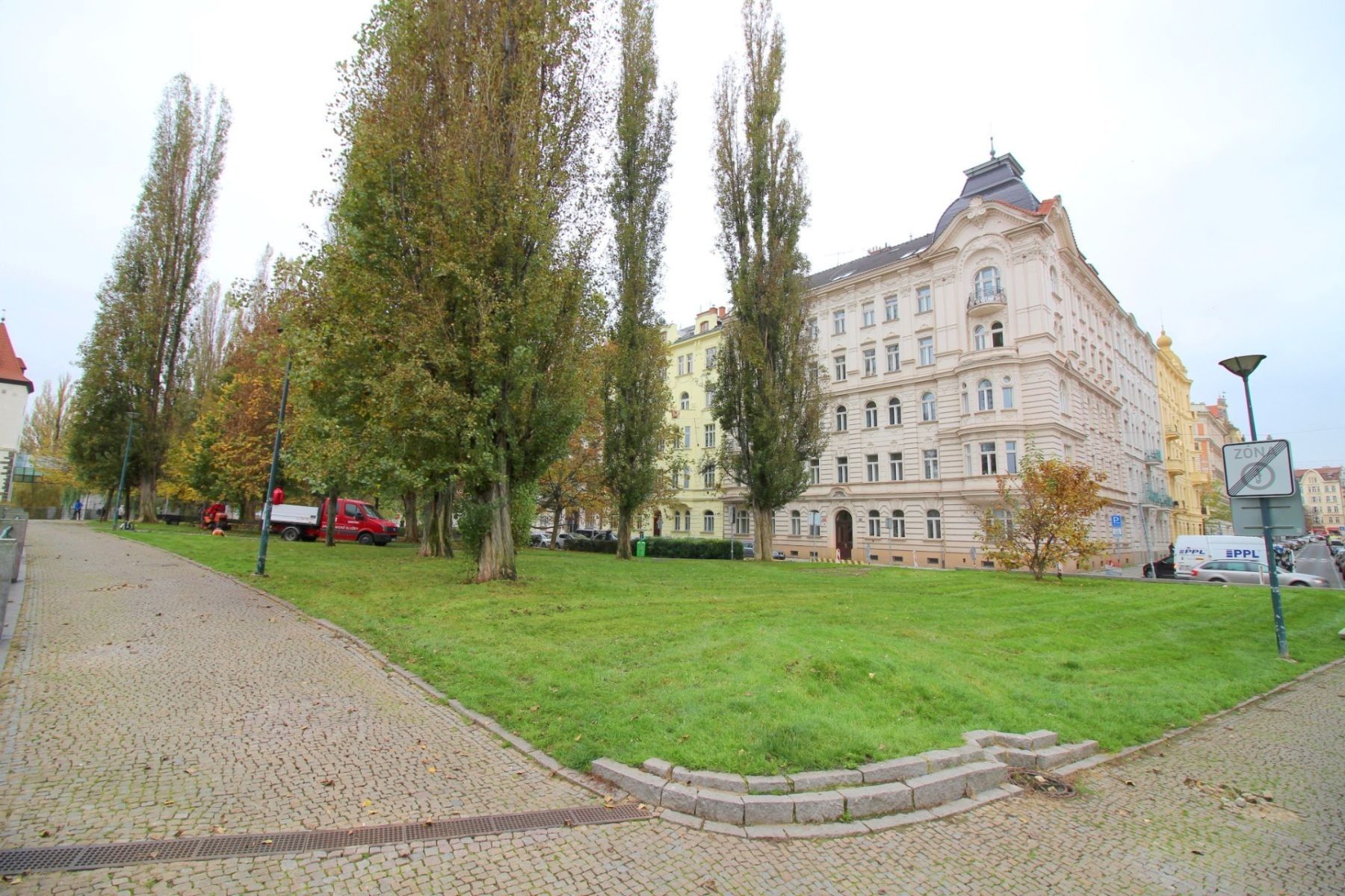 2+1, Janáčkovo nábřeží, Praha - Smíchov, 82 m² - 2