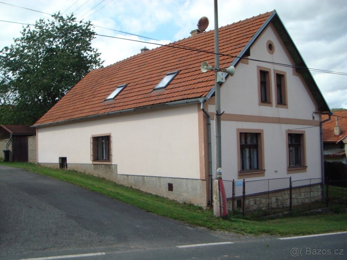 Rodinné domy, Pochvalov, 270 55 - 1