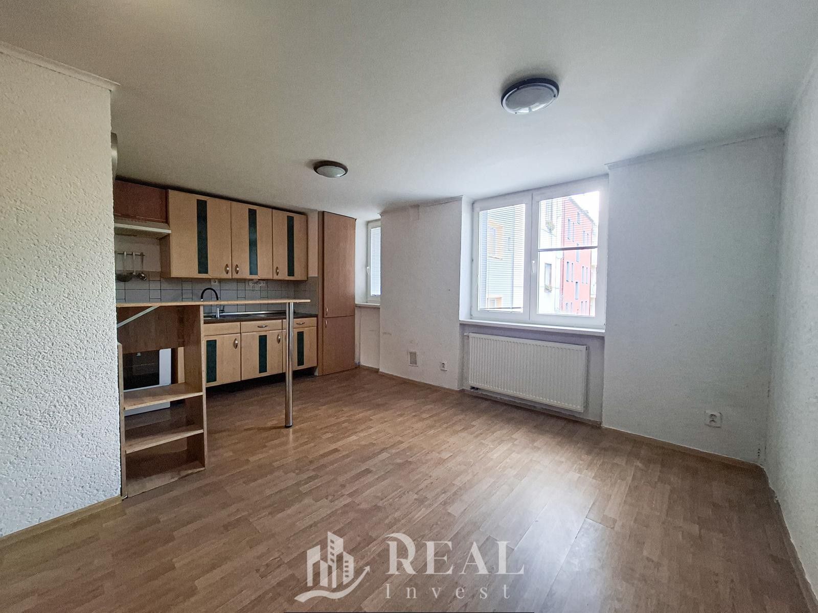 3+kk, Čechova, Chomutov, 65 m²