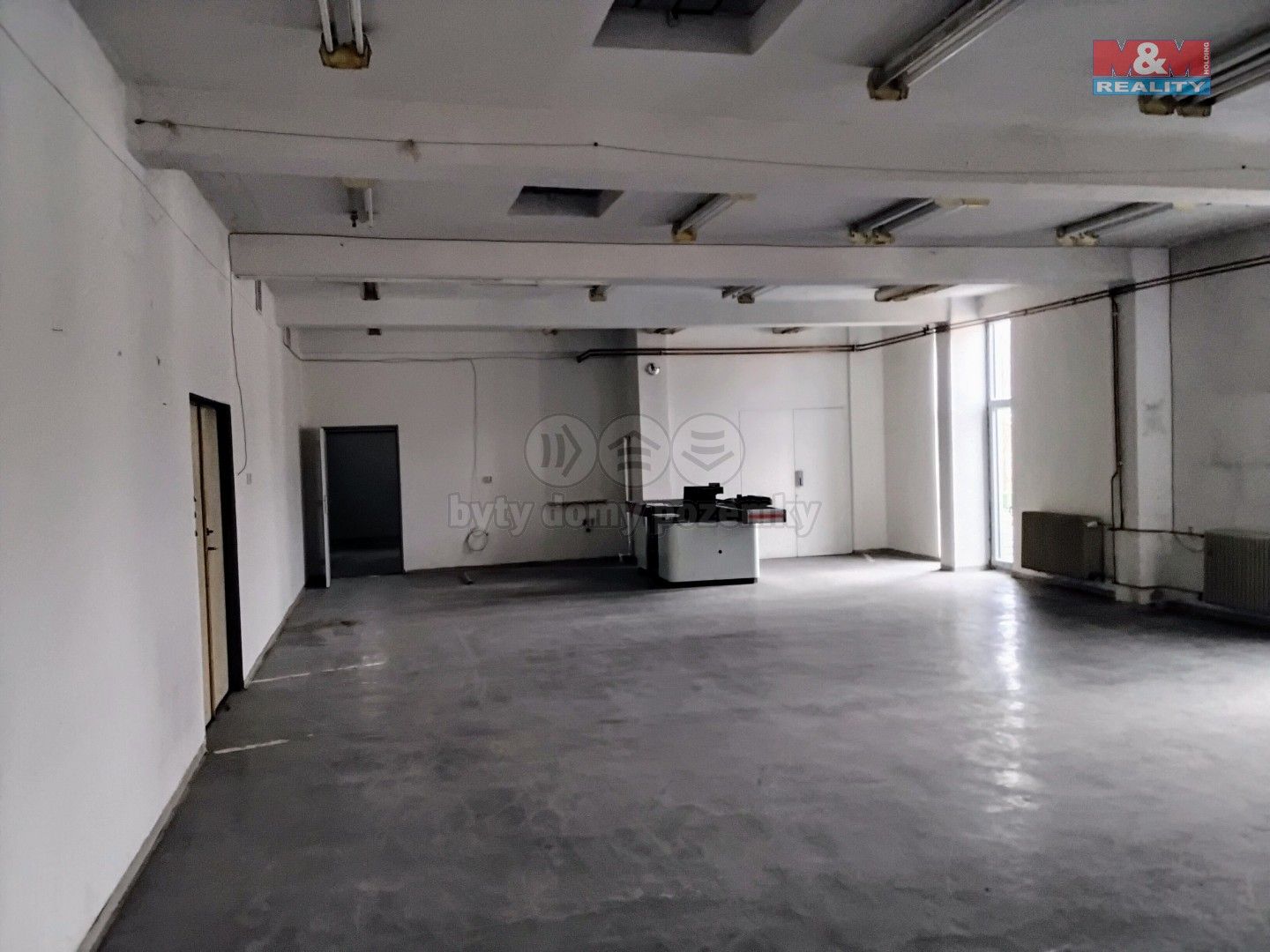 Pronájem obchodní prostory - Malenice, 201 m²