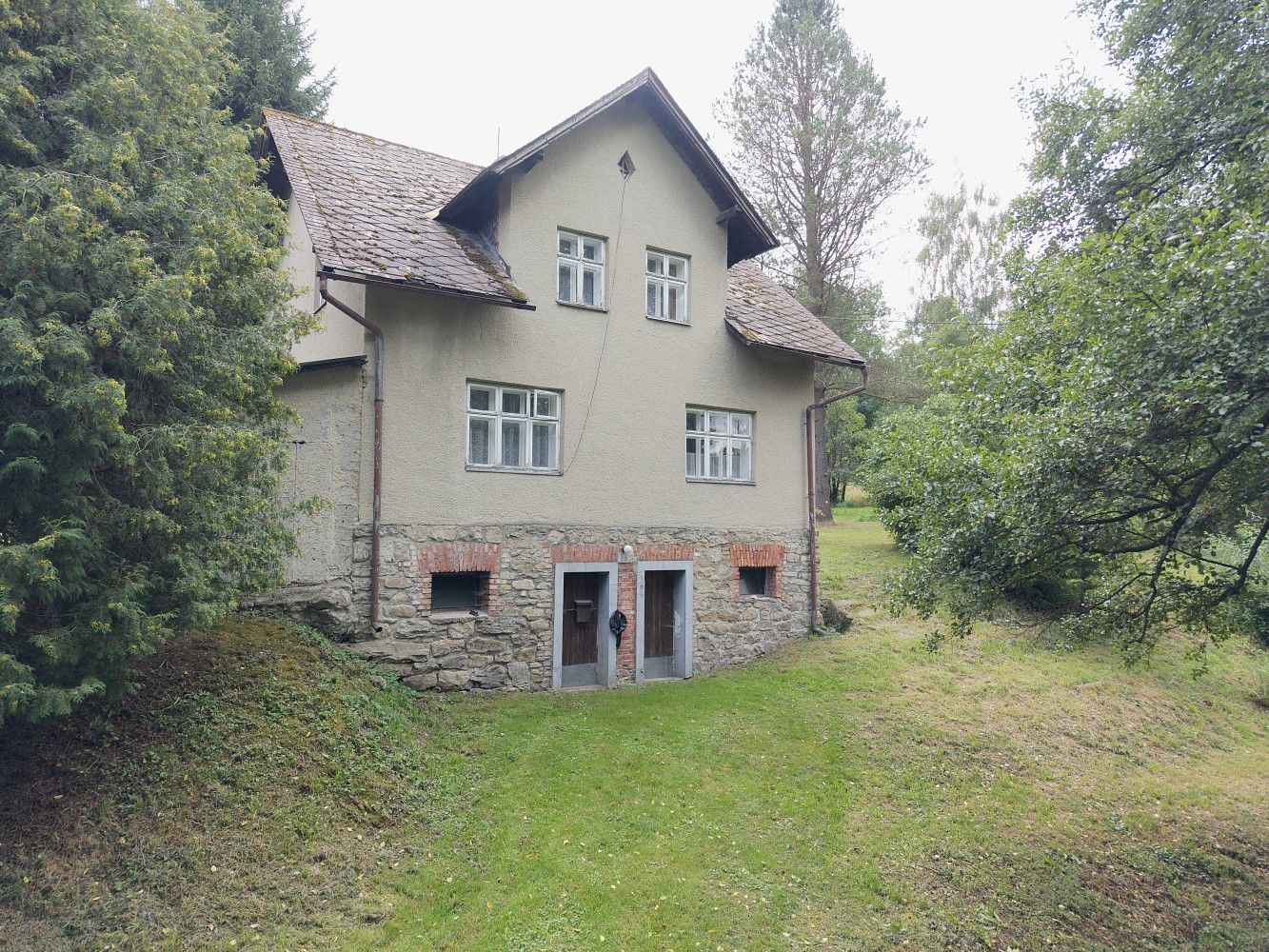 Rodinné domy, Malá Morava - Zlatý Potok, okres Šumperk, 121 m² - 1