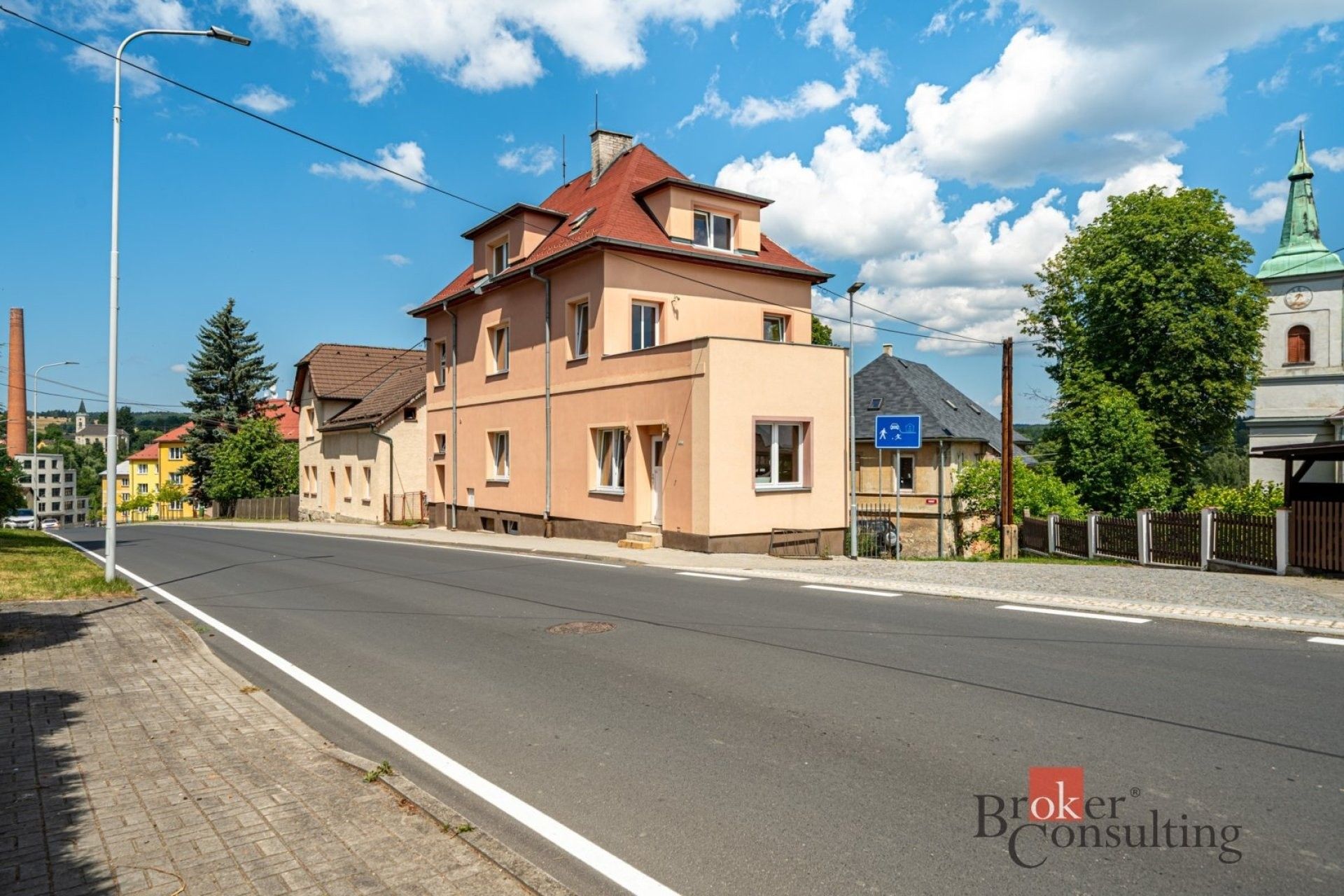 Rodinné domy, 5. května, Plesná, 185 m² - 1
