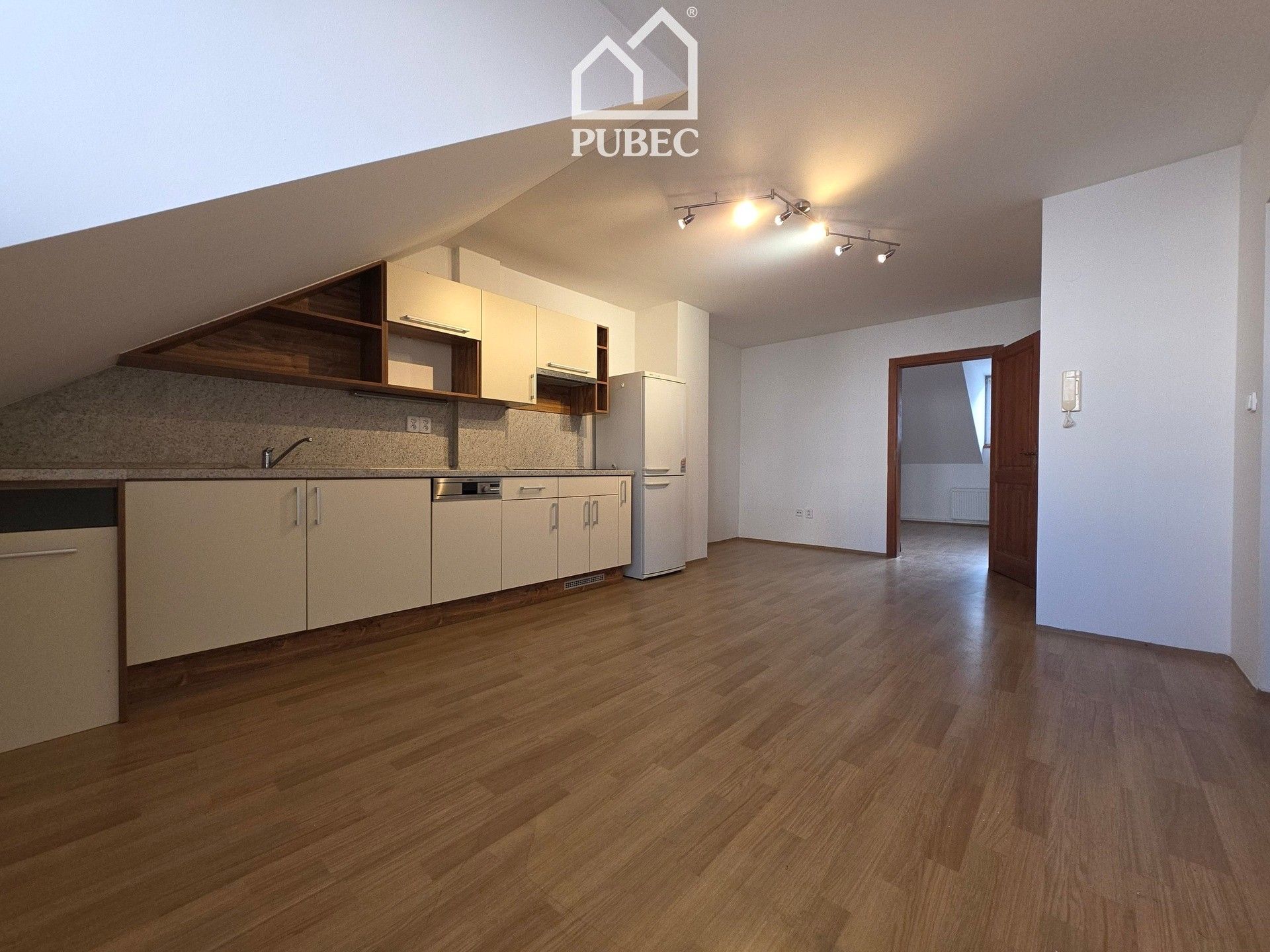 2+kk, Radyňská 465, Plzeň, 50 m²