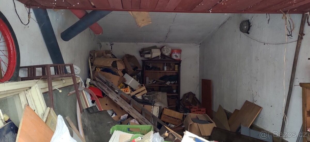 Prodej garáž - Holice v Čechách, 534 01