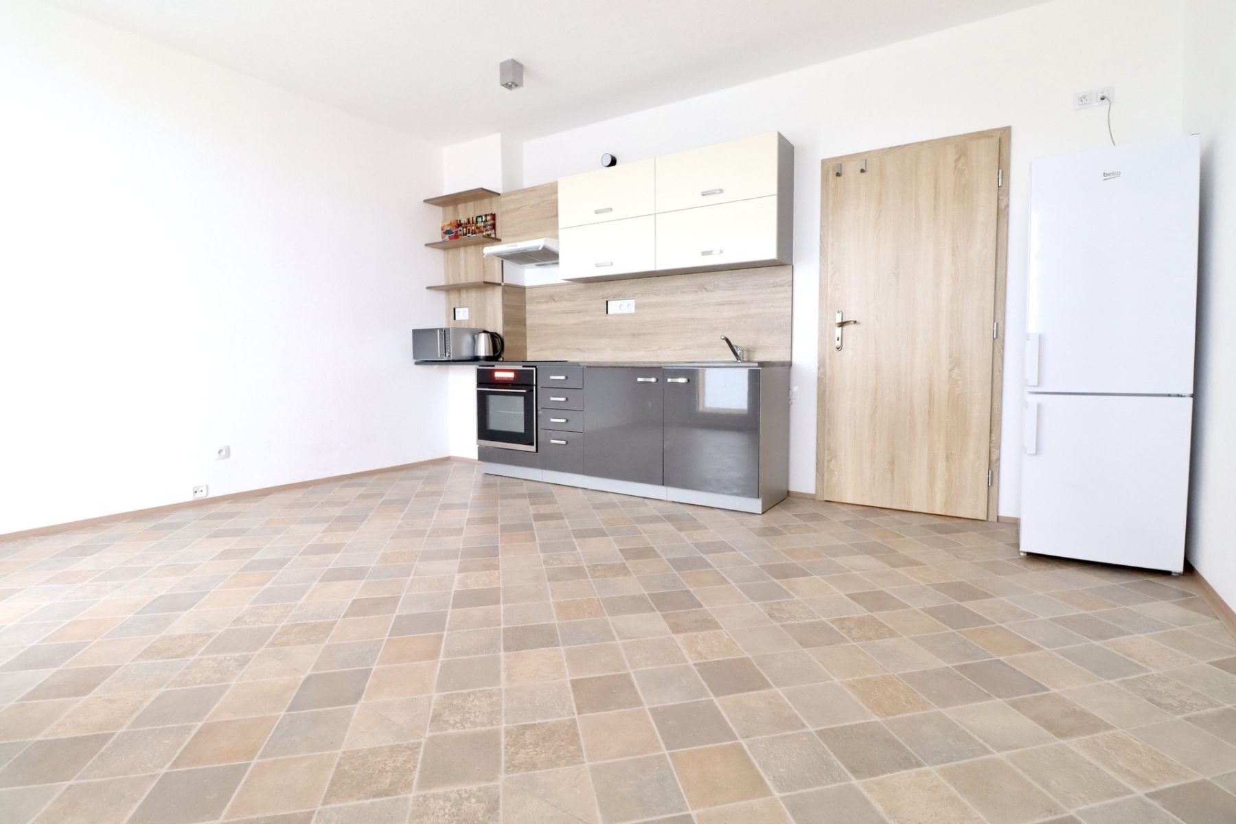 1+kk, Tachovská, Plzeň - Bolevec, Plzeňský kraj, 27 m² - 1