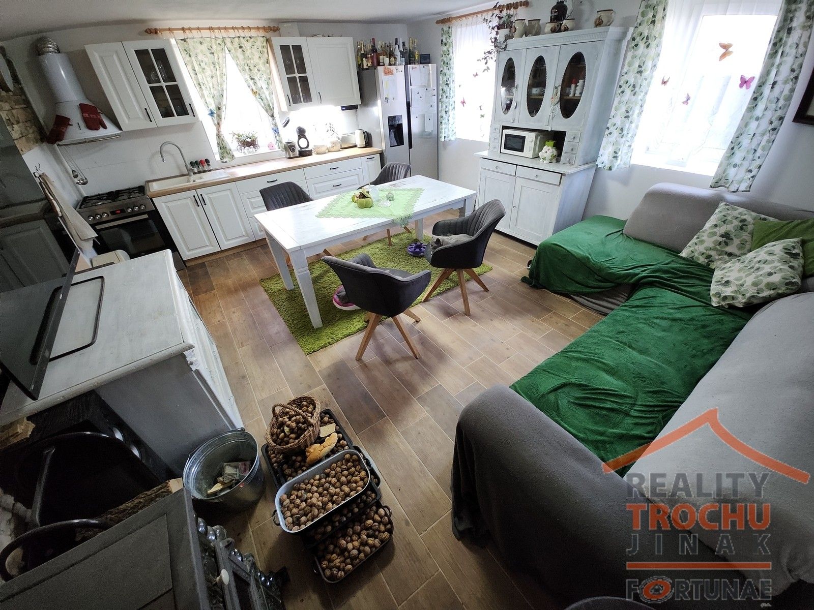 Prodej rodinný dům - Smidarská Lhota, Vinary, 160 m²