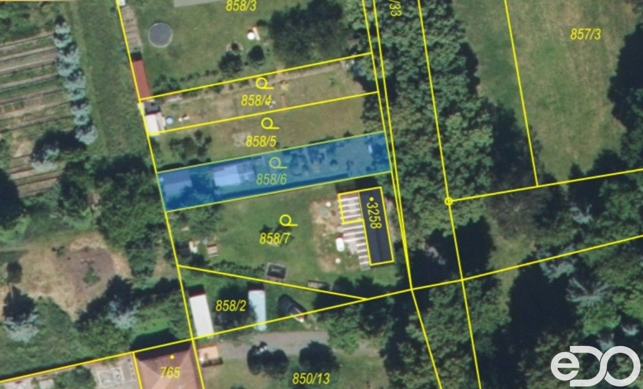 Zahrady, Bělá pod Bezdězem, 215 m² - 2