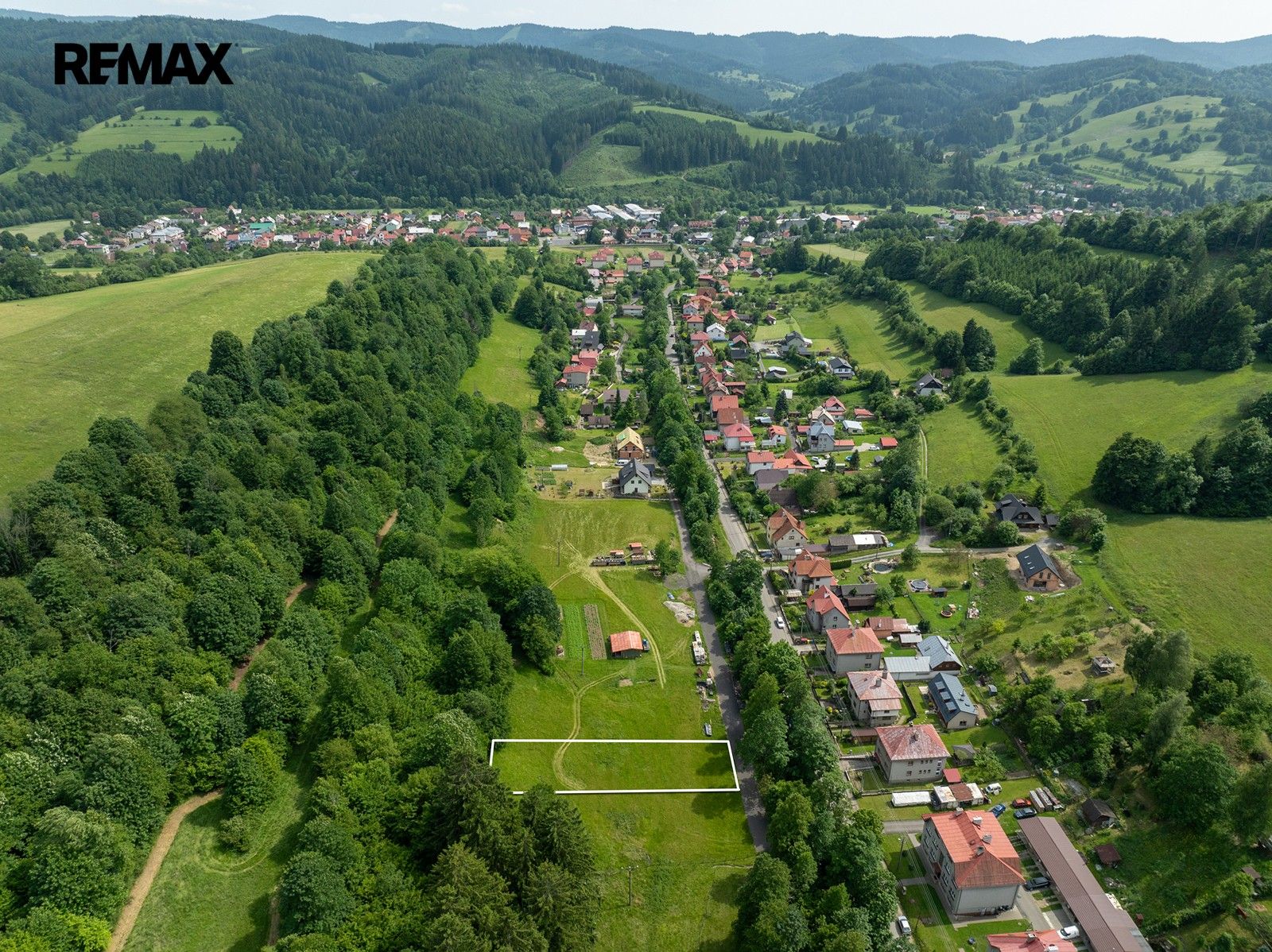 Pozemky pro bydlení, Nový Hrozenkov, 1 143 m² - 2
