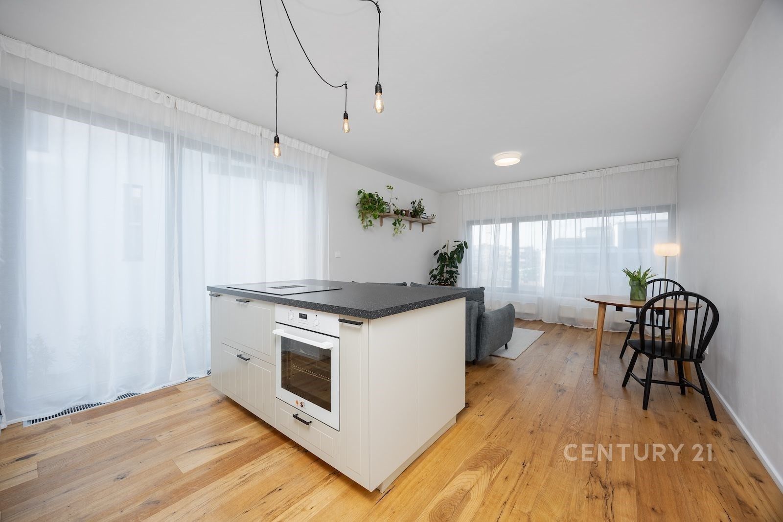 Prodej byt 3+kk - Dostalové 1283, Praha, 66 m²