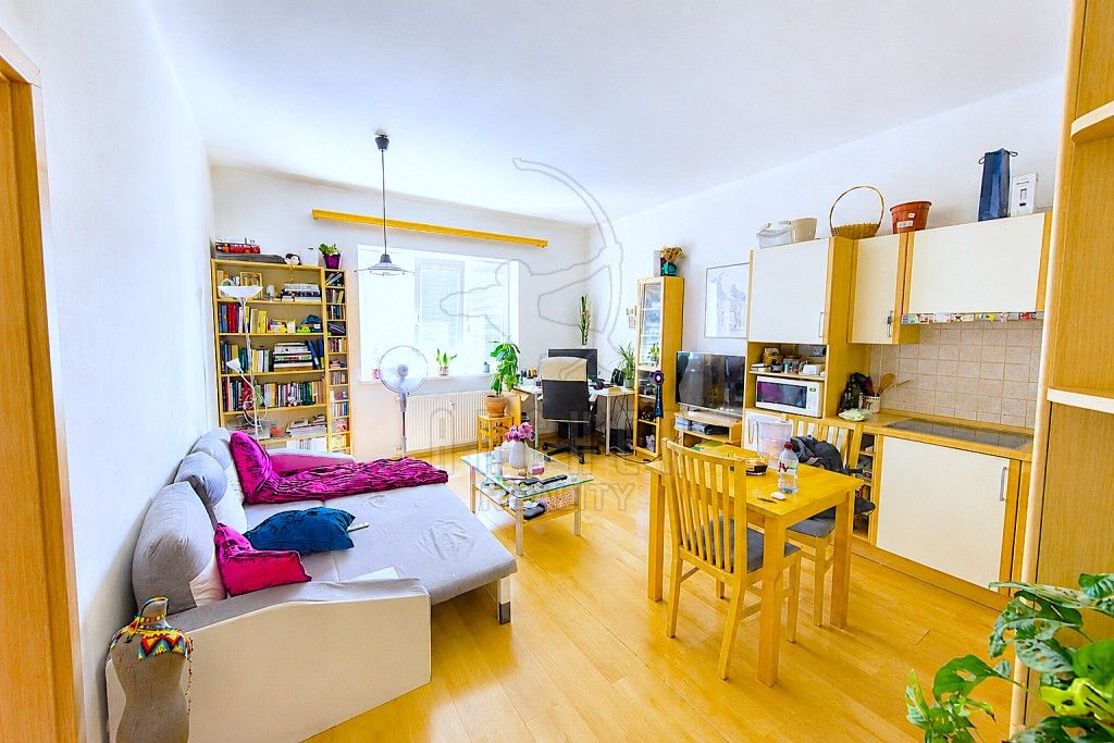 Byt 2+kk · 54 m² · Tolstého, Praha Vršovice - 4