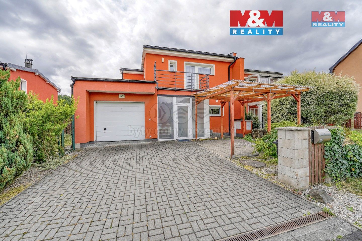 Rodinné domy, Lesov, Sadov, 150 m²