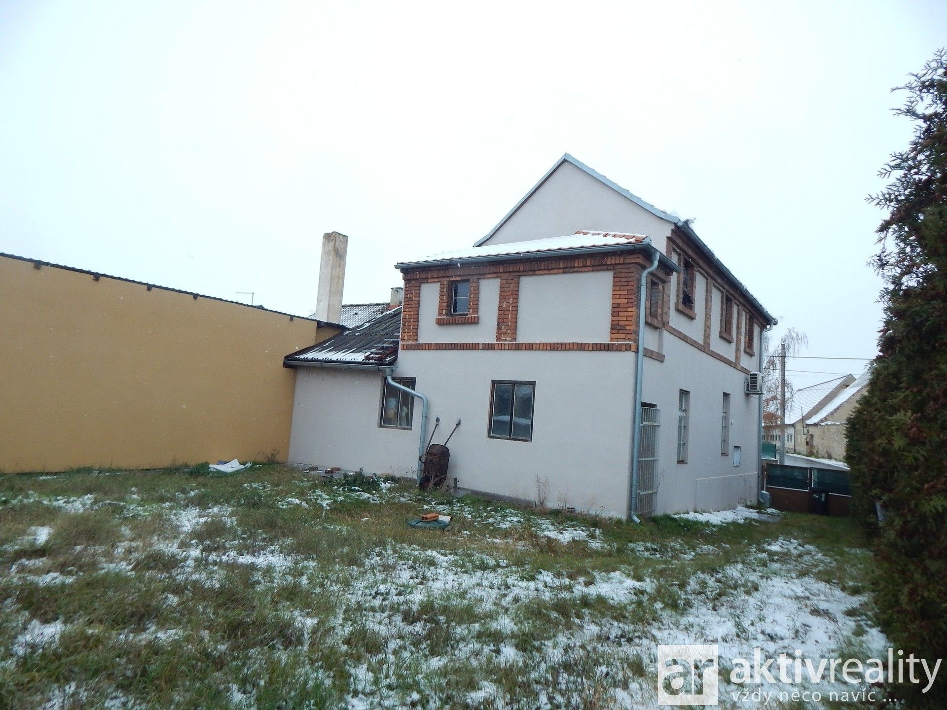 Prodej rodinný dům - Bezděkov, Žatec, 190 m²