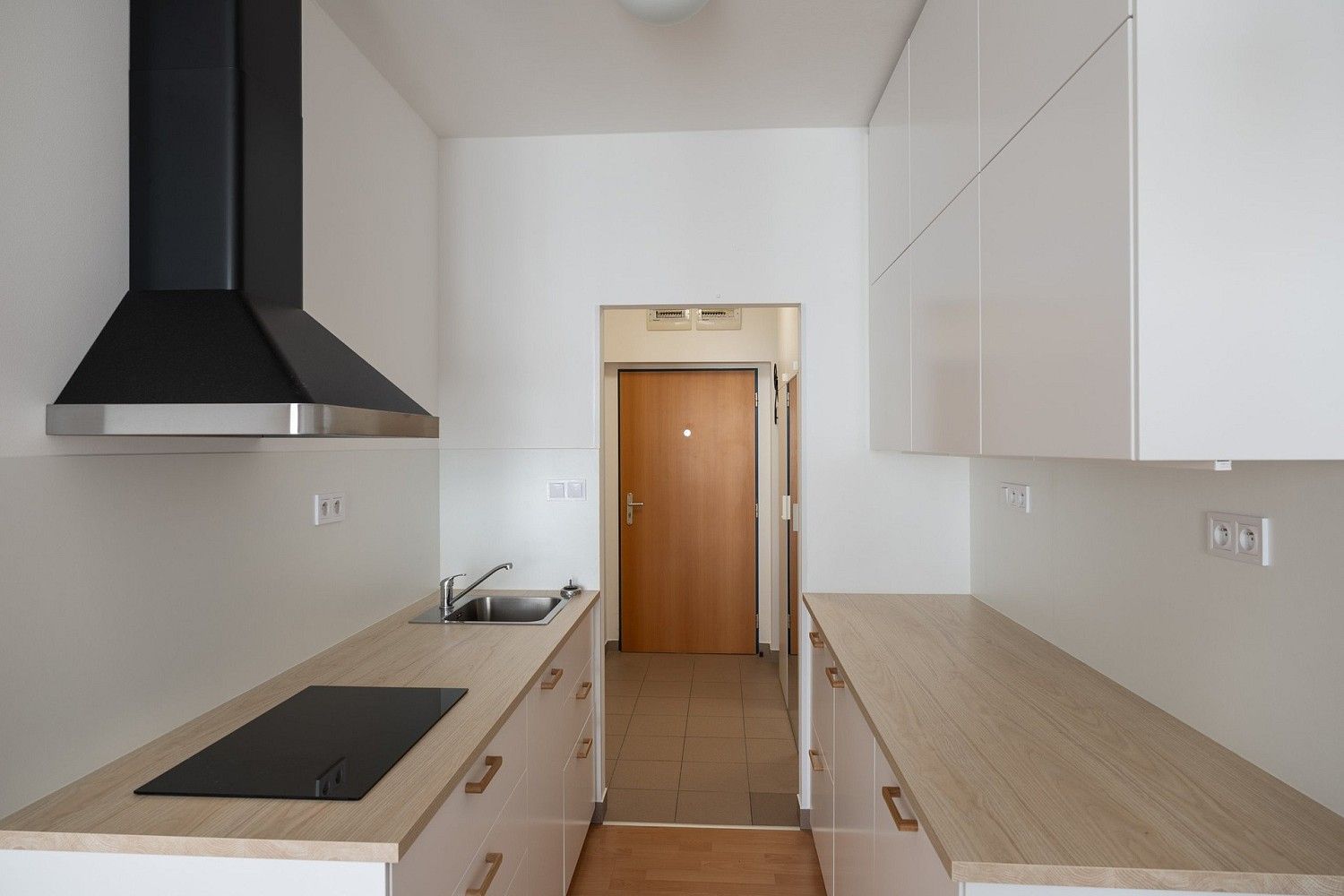 Pronájem byt 1+kk - Wiesenthalova, Praha 5 - Řeporyje, 42 m² - 5