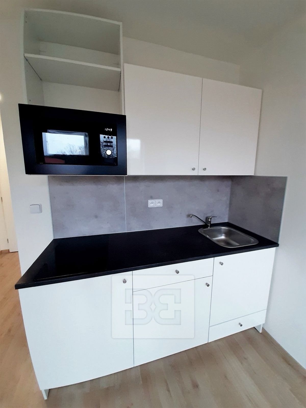 Byt 1+kk · 17 m² · Peroutkova 531, Praha Jinonice - 4