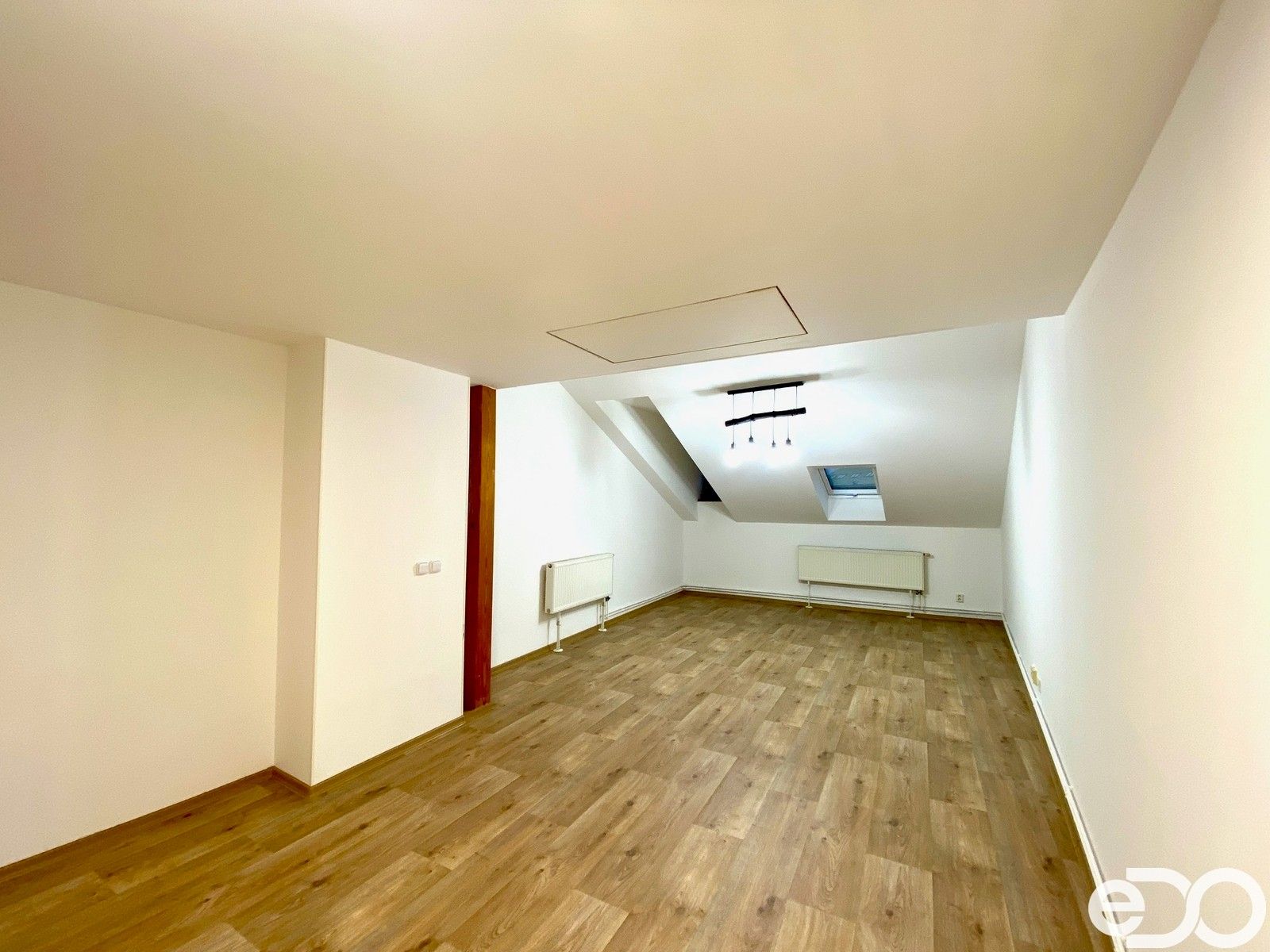 Pronájem byt 1+kk - Staroměstské náměstí, Mladá Boleslav, 60 m²