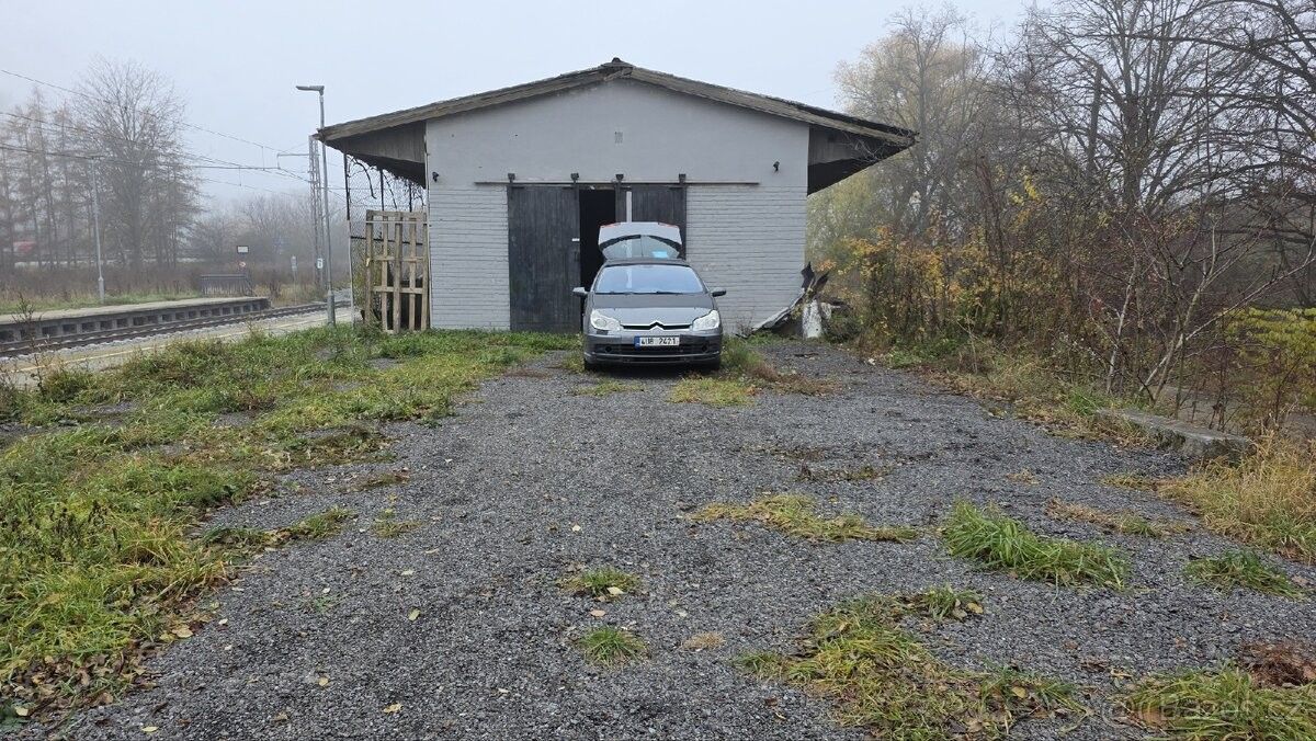 Garáže, Brno, 602 00