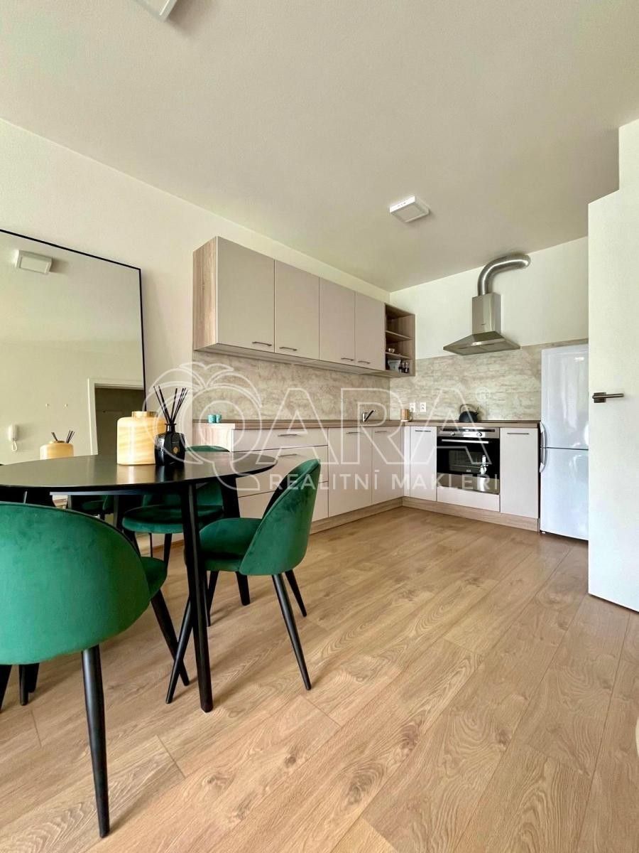 Byt 2+kk · 73 m² · Nová  , České Budějovice 3 - 3
