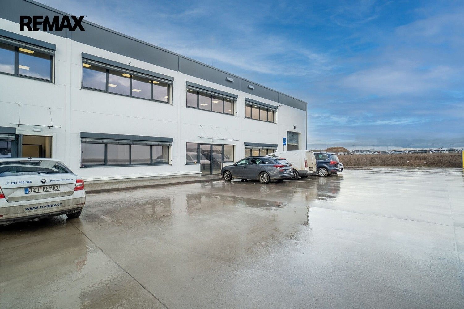 Obchodní prostory, Tuchoměřice, okres Praha-západ, Středočeský kraj, 289 m² - 2