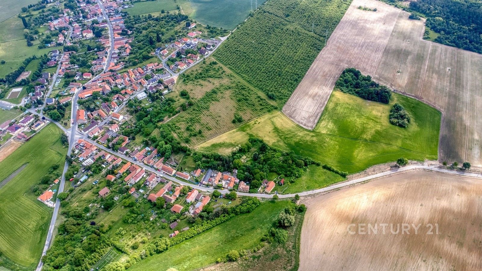 Prodej pozemek pro bydlení - Chrást - 5