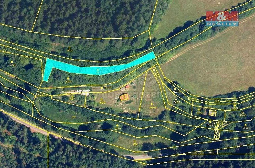 Louka, 967 m²