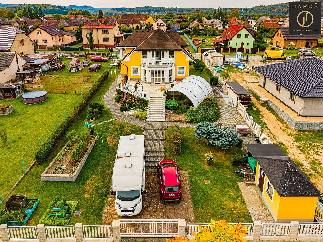 Rodinné domy, Zbečno - Újezd nad Zbečnem, okres Rakovník, 465 m² - 2