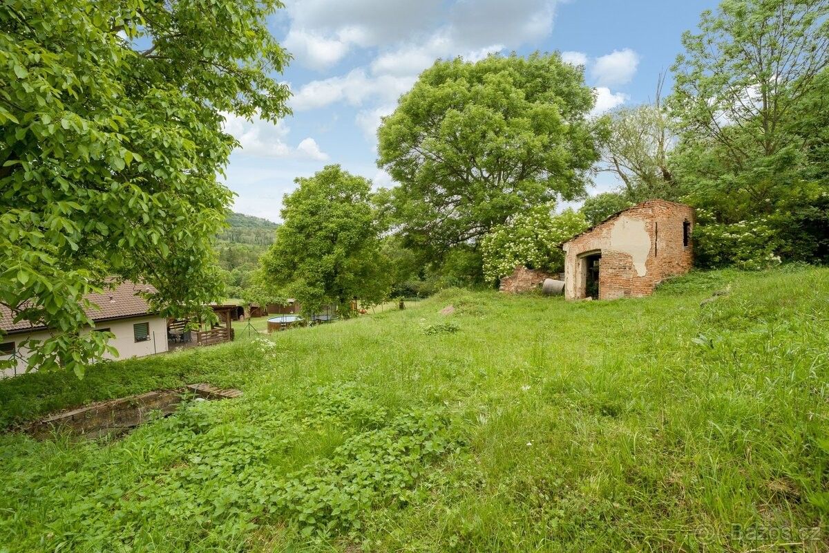 Stavební pozemek, Hrobčice – další