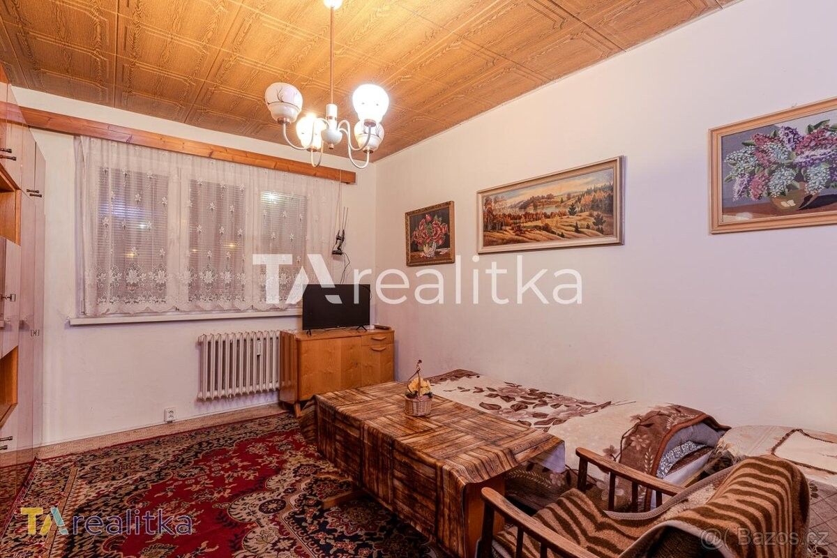 Byty, Ostrava, 700 30