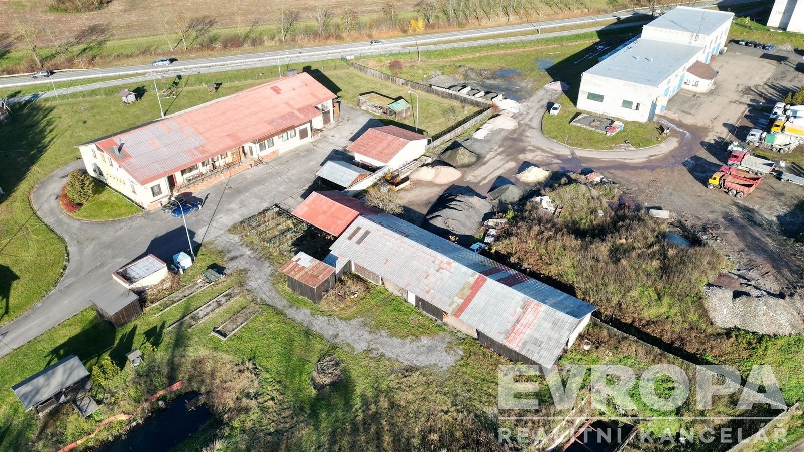 Prodej výrobní prostory - Prostřední Lánov, Lánov, 740 m²