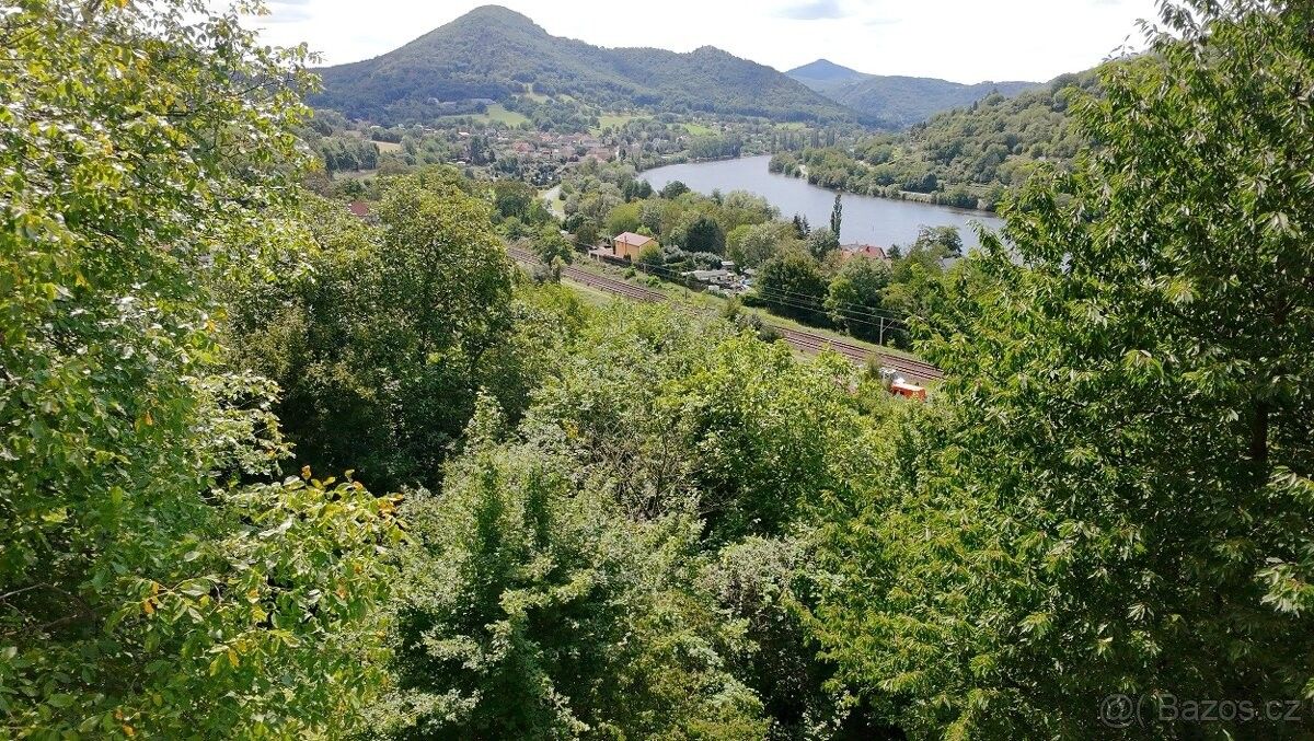 Prodej pozemek pro bydlení - 403 02, Ústí nad Labem