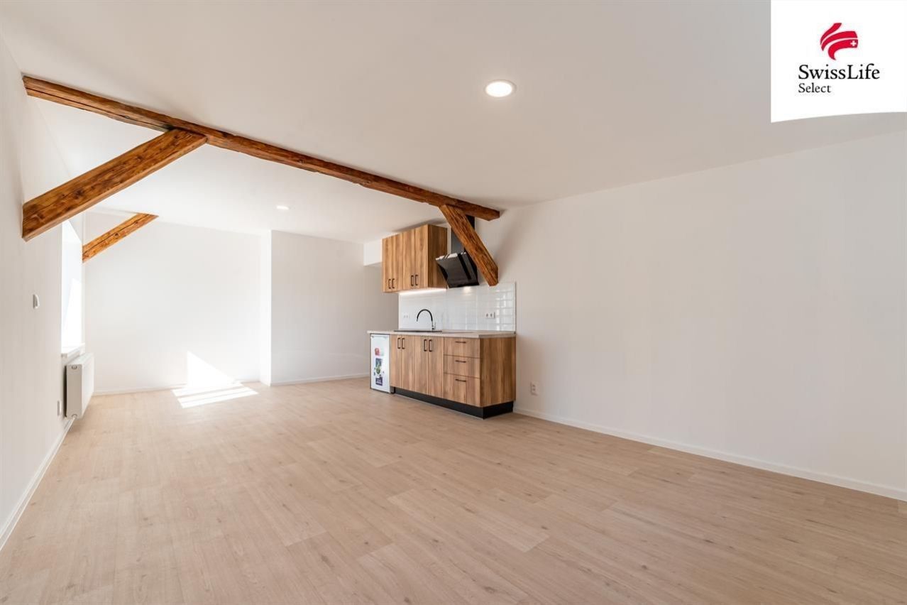 Pronájem byt 1+kk - Horská, Trutnov, 36 m²