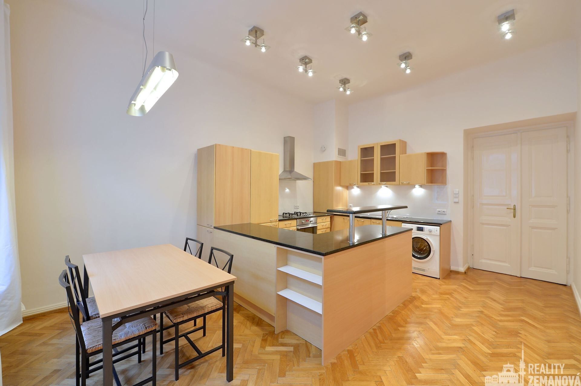 Pronájem byt 3+1 - Mánesova, Praha, 105 m²