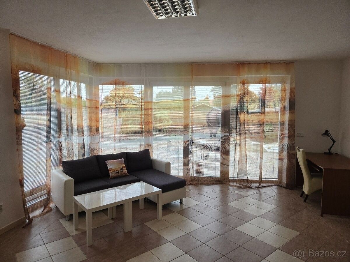 Rodinné domy, Pardubice, 530 06