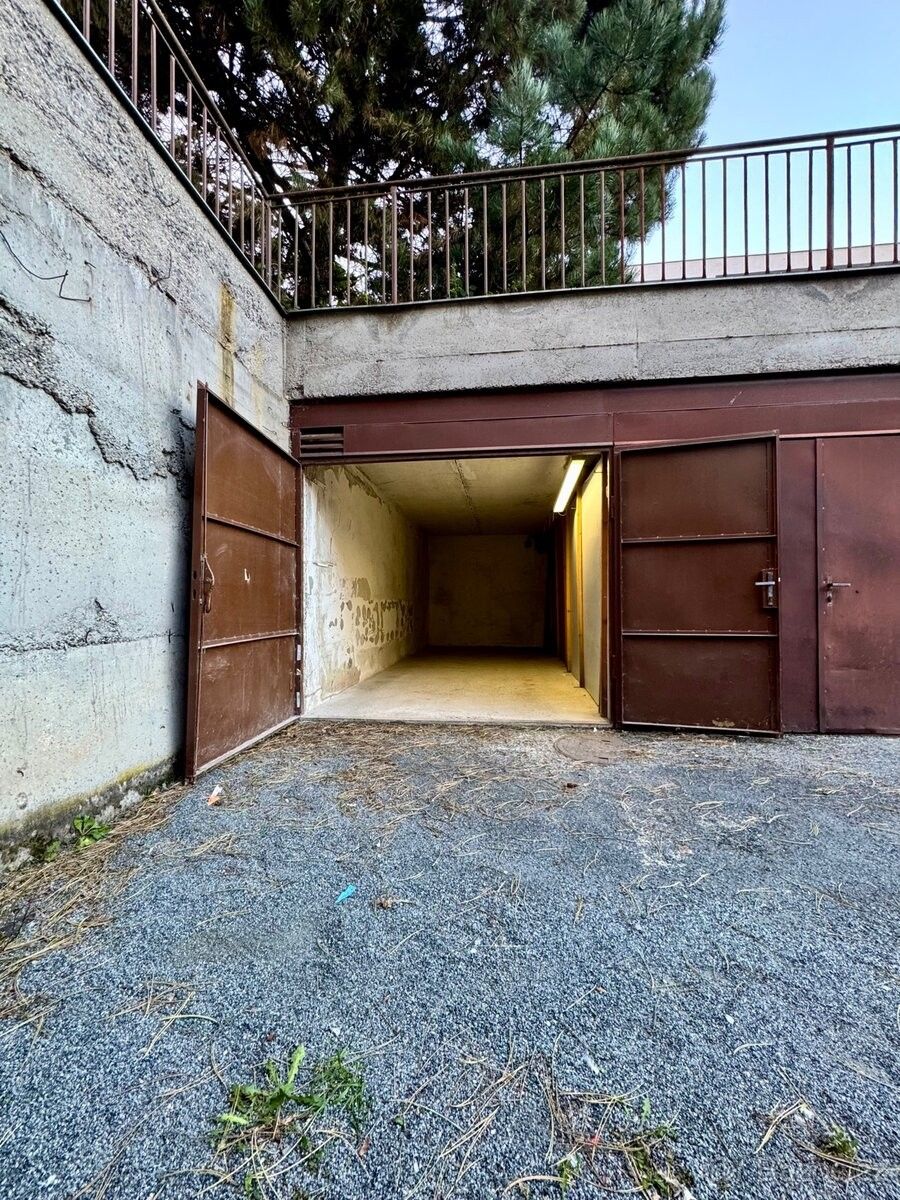 Garáže, Jihlava, 586 01 - 1