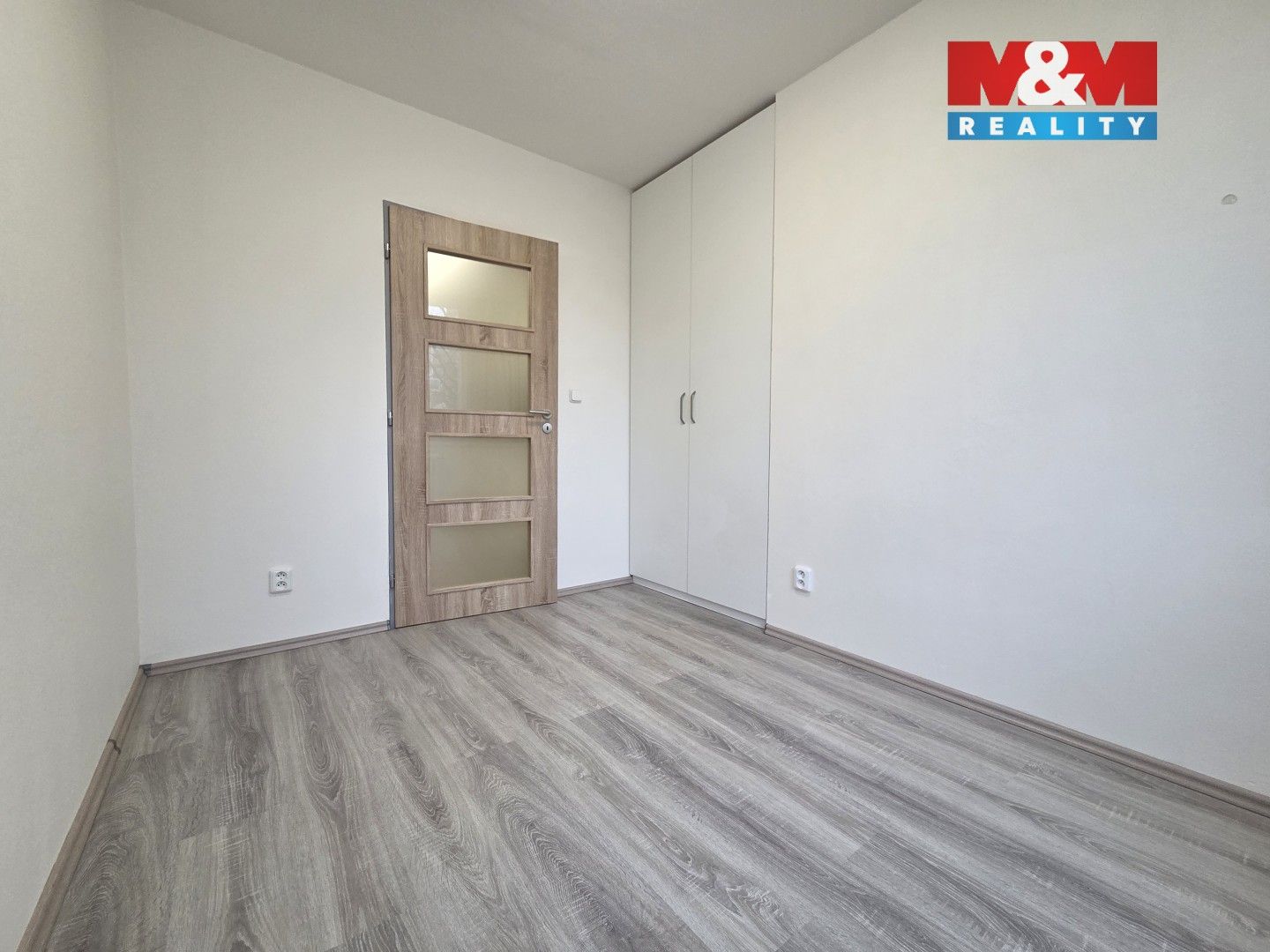Pronájem byt 3+kk - Molákova, Praha, 56 m²
