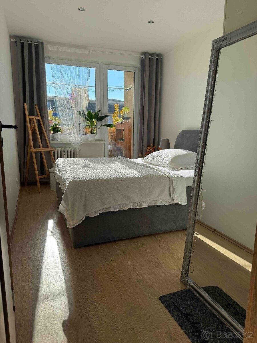 Byty, Ostrava, 700 30