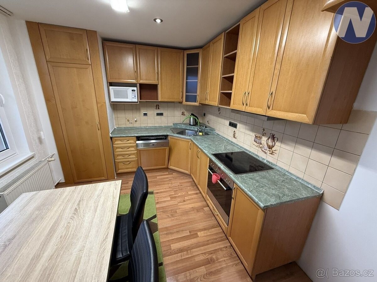 Pronájem byt - Husinec, 384 21